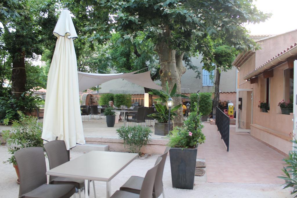 Le Clos Des Acacias Signes Luaran gambar