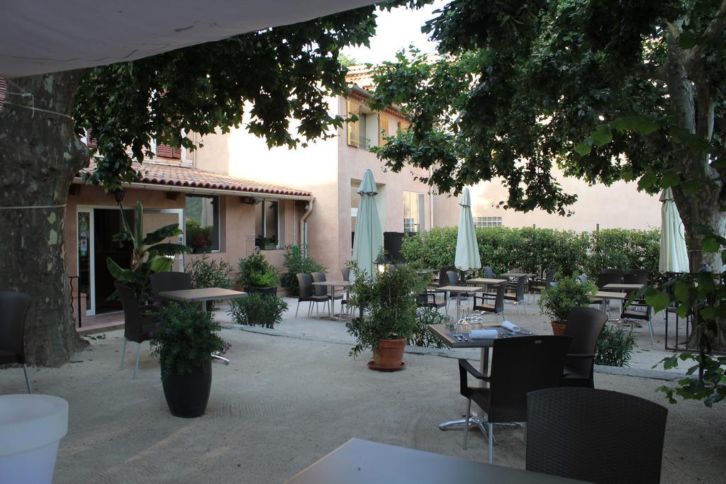 Le Clos Des Acacias Signes Luaran gambar